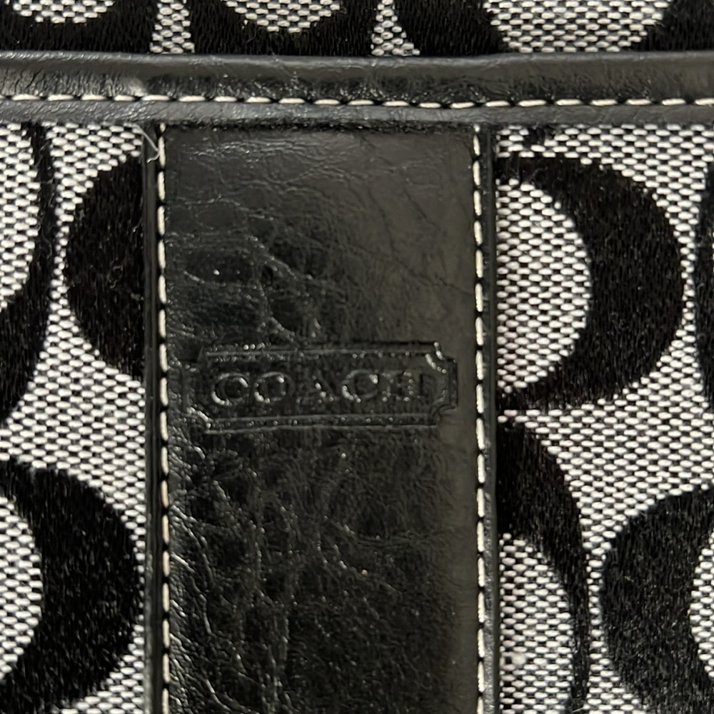 Coach Hand Bag - Picture 2 of 5